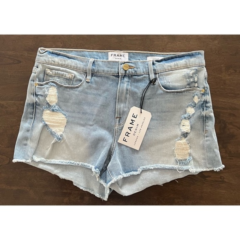 NWT Frame Le Cutoff Shorts Distressed Denim 32